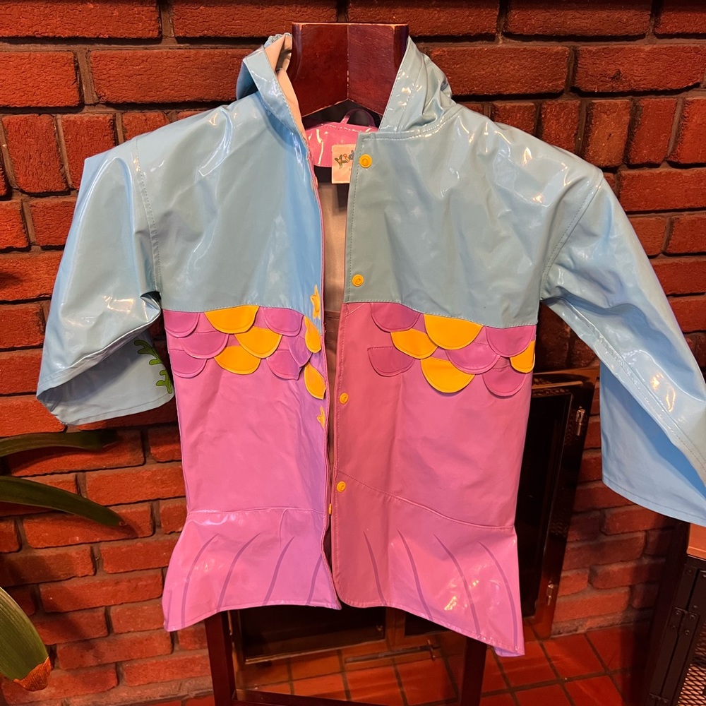 Brand new Mermaid theme raincoat size 6X